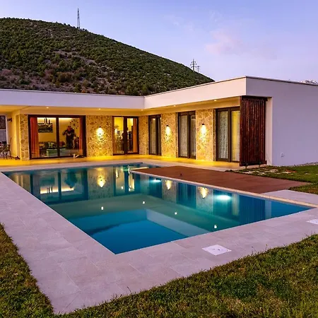 Nera - Etwa Villa Mostar