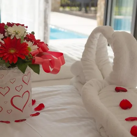 Nera - Etwa モスタル